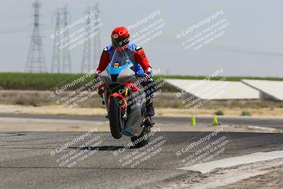 media/Aug-03-2025-TrackDaz (Sun) [[bf4a71acf9]]/A Group/12pm (Wheelie Bump)/